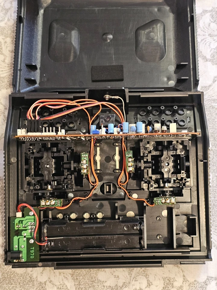 Futaba FC-15 Transmitter 35MHz & Module Switches lot - Image 4 of 4