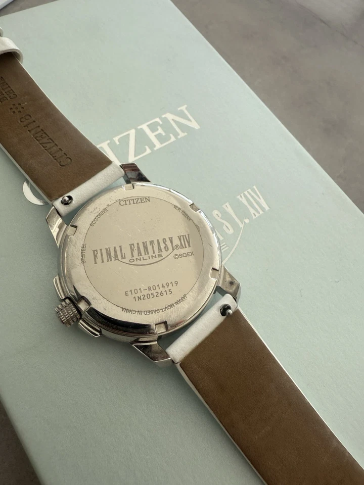 Reloj Citizen Final Fantasy XIV Blanco Colaboración FFXIV FF14 Square Enix Foto 3 de 4