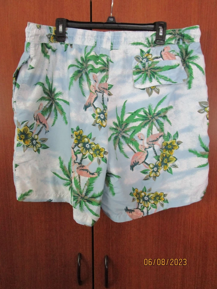 Trader Bay Swim Trunks Flamingo Sz XL Polyester Waist 38 +  Side 19  Inseam 7 in - Image 4 of 4