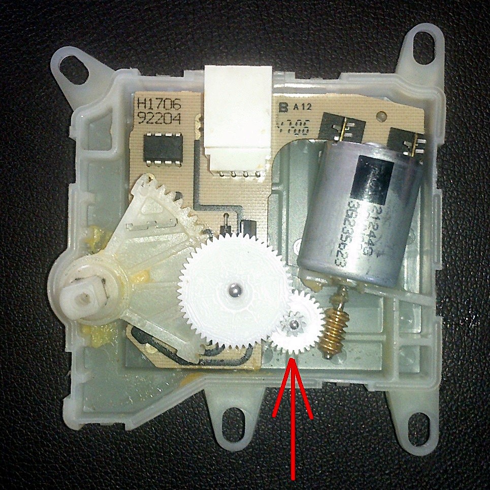 NEUTRAL+TRANSIT 6冊セット YC1H-19E616-AC Ford Transit/Galaxy Radiator actuator Gear