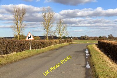Photo 12x8 Long Marston Road Pebworth Approaching a double bend on Long Ma c2015