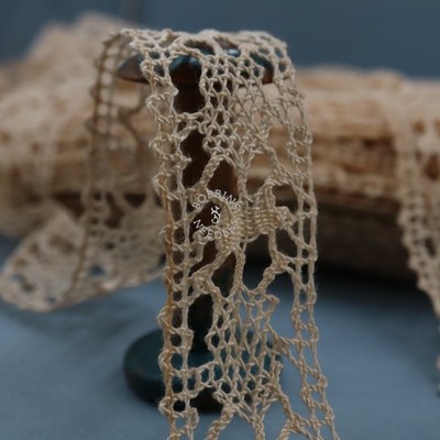 Vintage Lace Border  French Bobbin Lace Cotton Trim Sewing Dressmaking Costumes