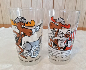 SET OF 2 VINTAGE ARBY'S COLLECTOR SERIES  5" GLASSES BULLWINKLE SERIES 1970's