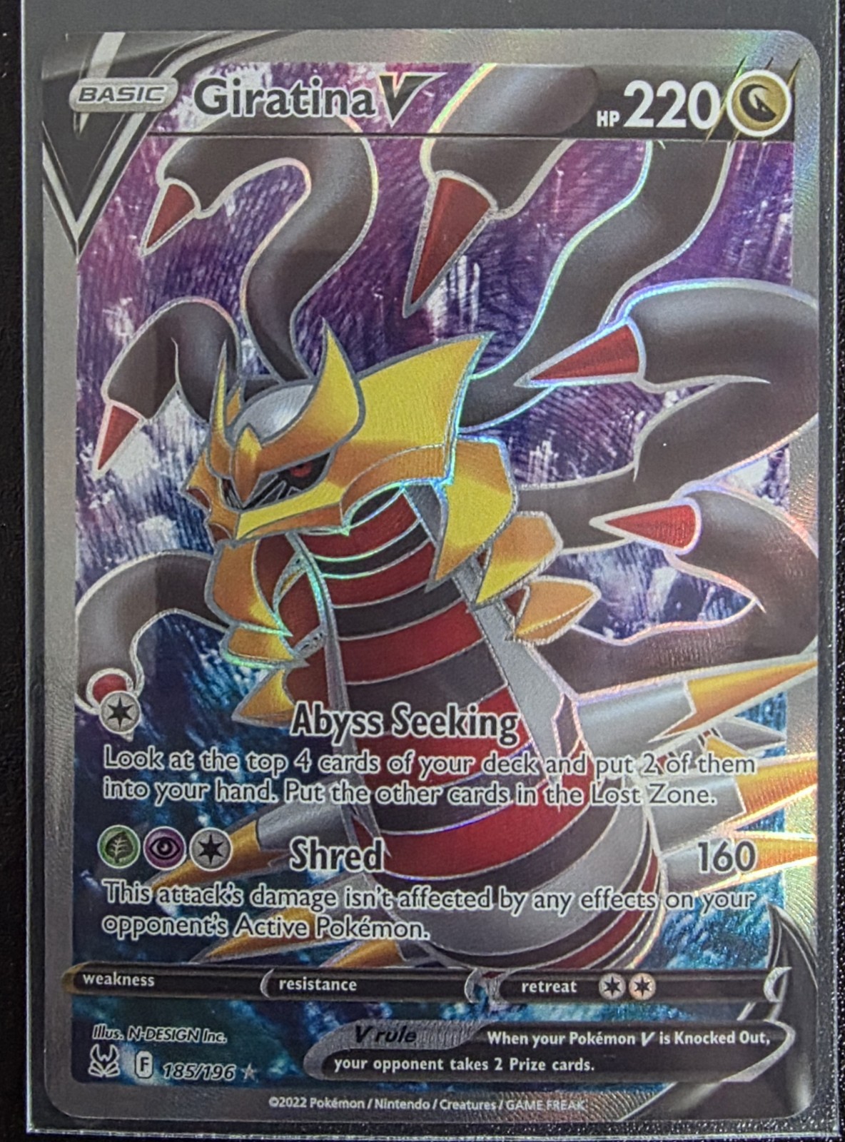 Giratina v Full Art Holo Rare Card 185/196 SWSH Lost Origin NM Condition