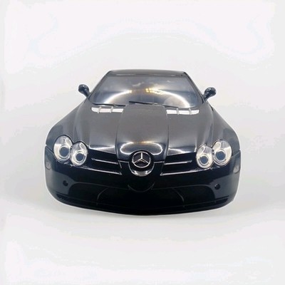 Mercedes SLR McLaren 2005 schwarz metallic Modellauto 1:12 Motormax
