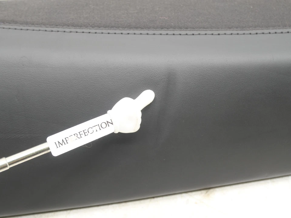 Juego de reposapiés superior asiento trasero izquierdo derecho usado negro Audi RS7 C7 2016-2018 OEM Foto 3 de 4