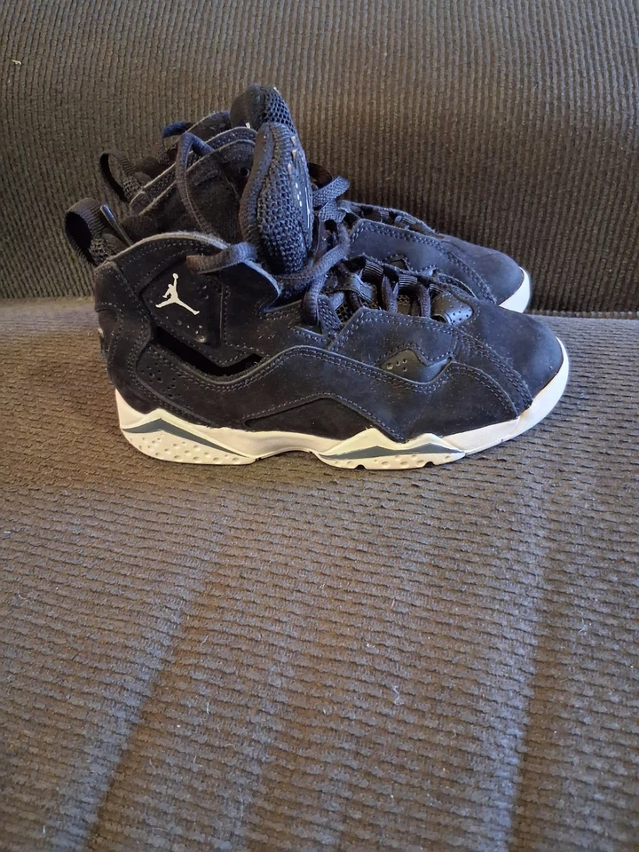 Tênis juvenil Nike Air Jordan True Flight (PS) 343796-050 tamanho 12C - Imagem 3 de 4