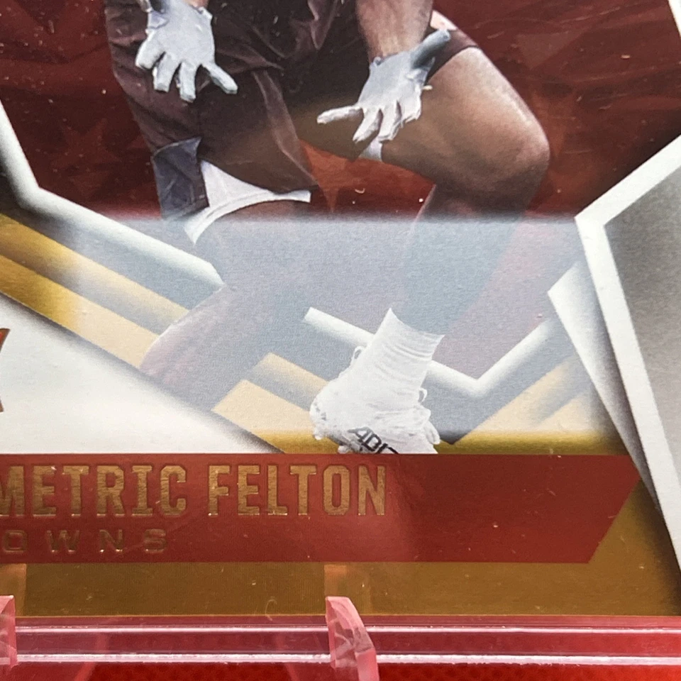 2021 Panini Rookies & Stars Demetric Felton Gold RC /10 MISSING AUTO ERROR CARD - Image 2 of 3