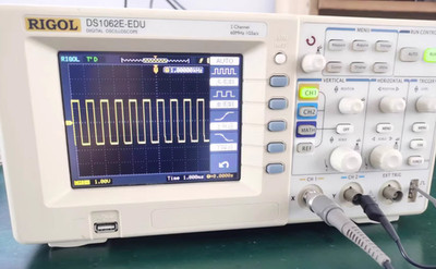 1pcs Rigol DS1062E-EDU 60MHz 1Gs oscilloscope