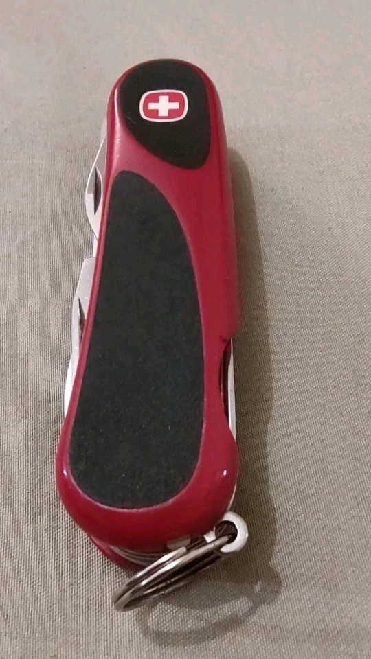 Victorinox Evolution 14Grip with 14  Tools Multitool  - Image 4 of 4