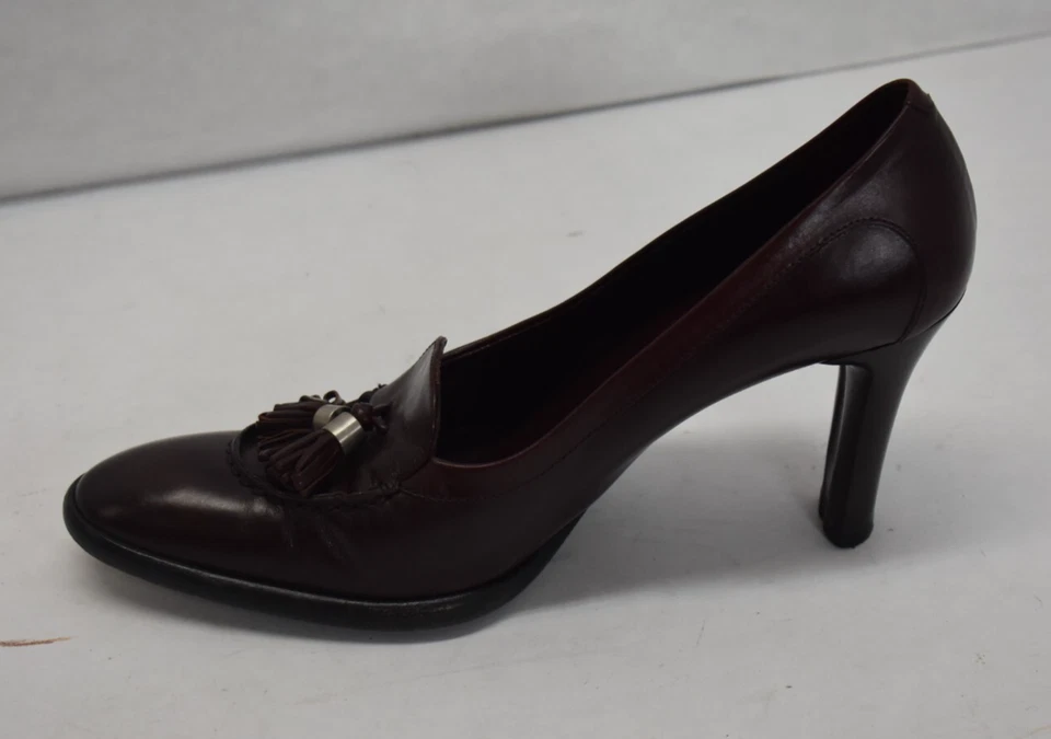 Zapatos de salón Tods con borlas de cuero borgoña de 3" de tacón grueso sin cordones para mujer talla 7,5 Foto 2 de 4