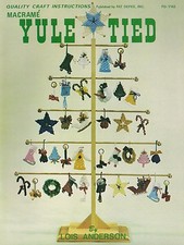  PD1142 Macrame Yule Tied Christmas Seasonal Craft Instruction Pattern Book