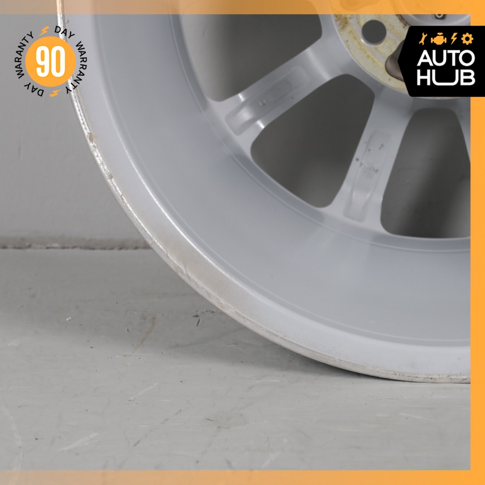 00-04 Aston Martin DB7 Vantage 9 x 18 18" Rear Wheel Rim 36120944AB OEM