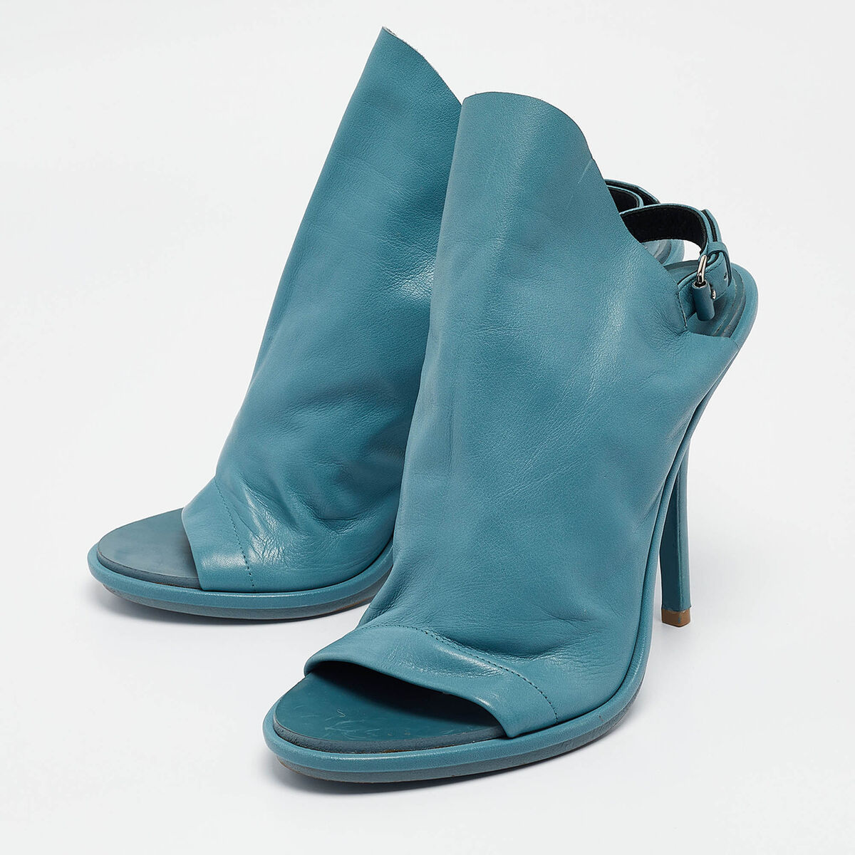 Balenciaga Blue Leather Glove Slingback Sandals Size 39.5 | eBay Balenciaga Blue Leather Glove Slingback Sandals Size 39.5 | eBay