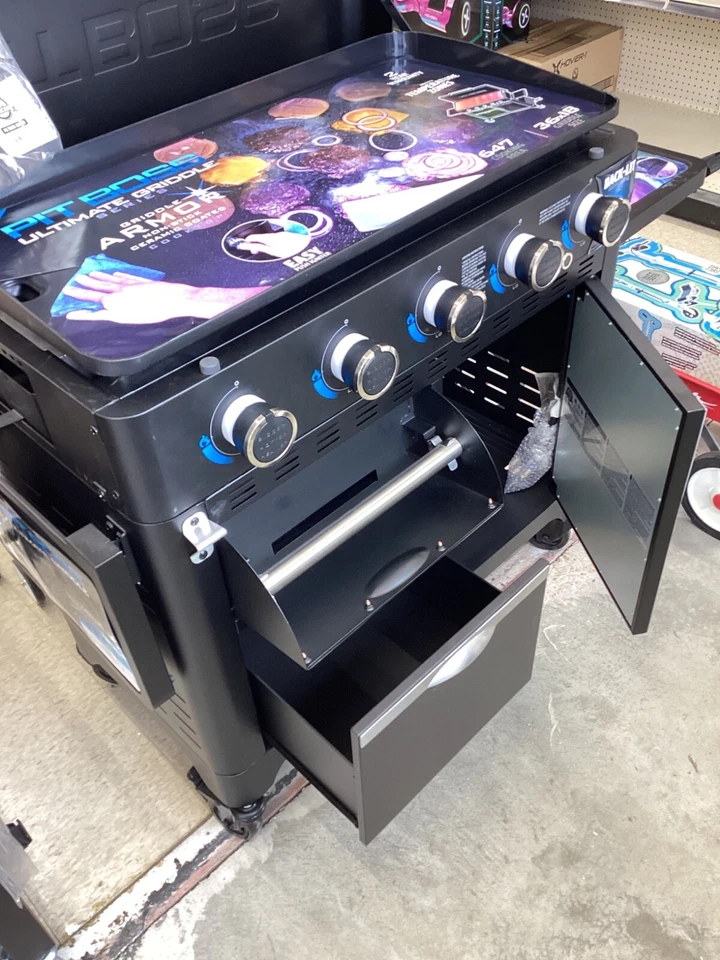 Pit Boss 10783 Ultimate 647 sqft Outdoor Gas 5-Burner 50,000 BTU Griddle, Black - Image 4 of 4