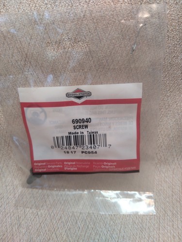 New OEM Briggs &amp; Stratton 94511 Screw NOS - In Stock Motorsports, Inc
