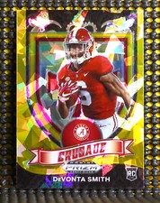 DEVONTA SMITH  -  2021 PANINI PRIZM DRAFT PICKS GOLD CRACKED ICE   #165 