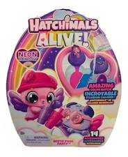 Hatchimals Alive Neon Rainbow Bestie Pool Party Playset w/14 Accessories NEW
