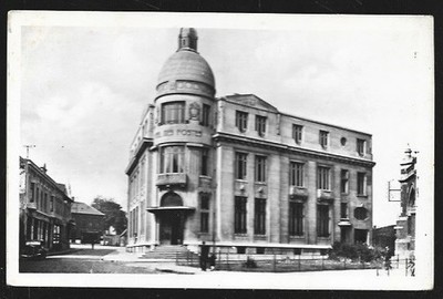 CPSM -- CAUDRY . LA POSTE . 137.L