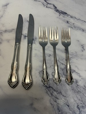 WMA.Rogers Deluxe Stainless Oneida LTD 5 Pieces Salad Forks Butter Knives Floral