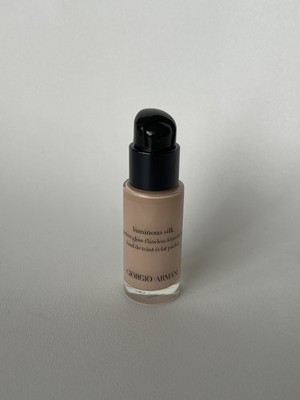 Luminous Silk foundation ORIGINAL FORMULA 5 travel size 0.6oz Brand New! 