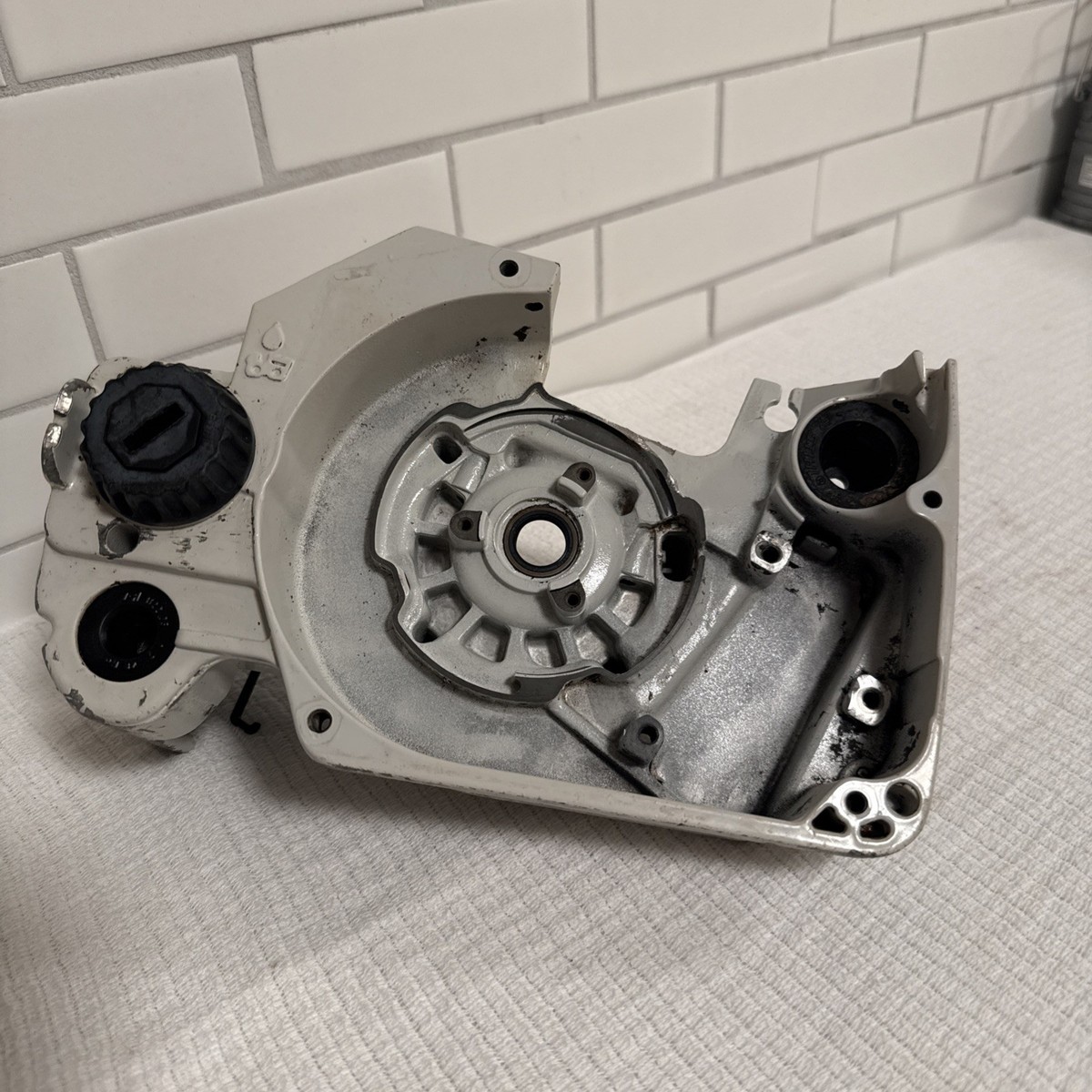 Stihl , 066, MS660 Chainsaw OEM Crankcase Half 1122 021 0700 | eBay