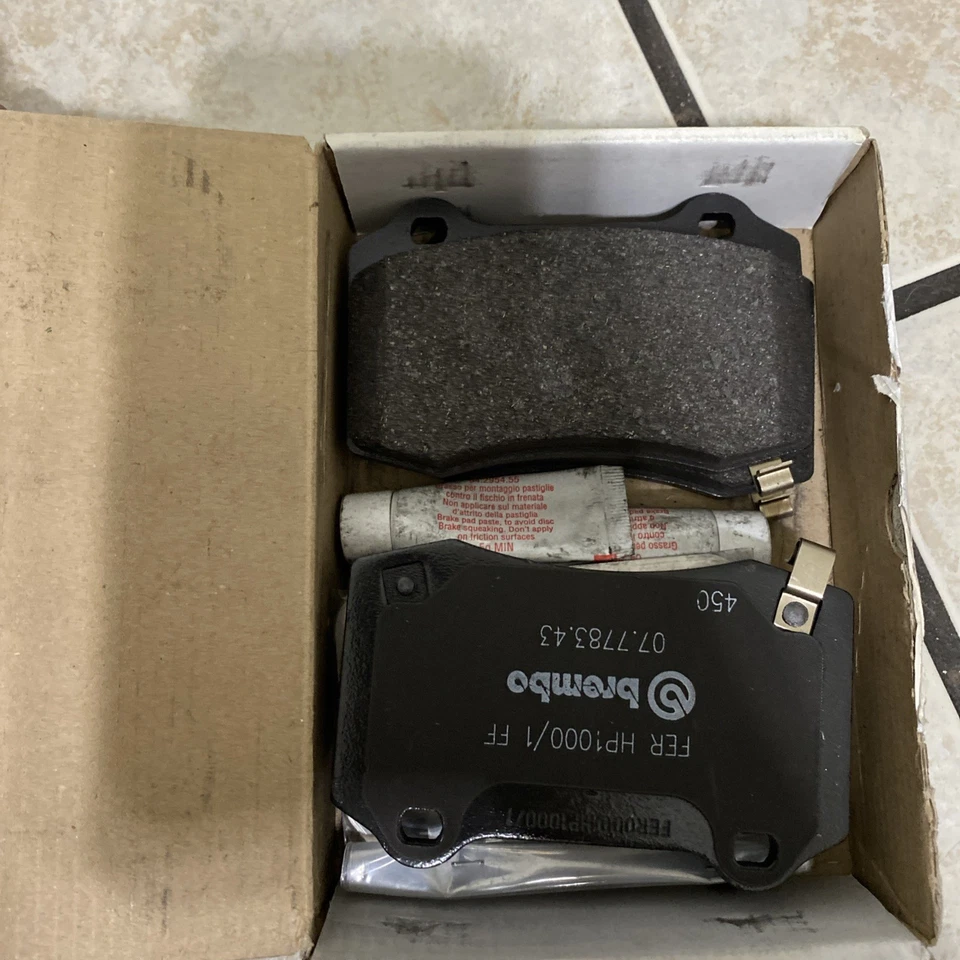 NEW GENUINE GM Brembo Rear Brake Pad Kit fit 2004-2021 Camaro SS ZL1 CTS-V STS - Image 2 of 2