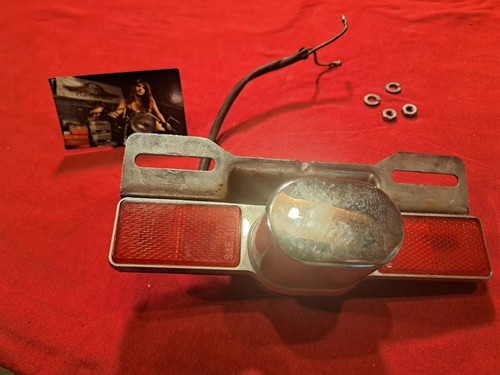 1983 Honda Shadow VT750C VT 750C H137-1> license plate bracket mount