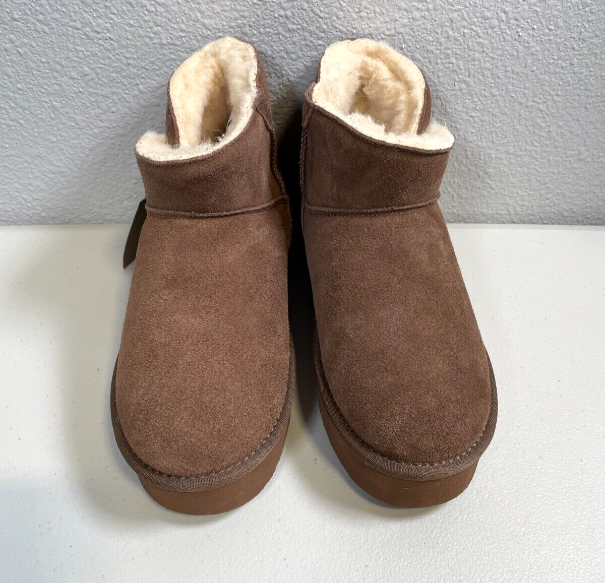 BearPaw Men\'s Chestnut Suede Short Boots women’s size 6 NNT Bearpaw Viola Women main image 3