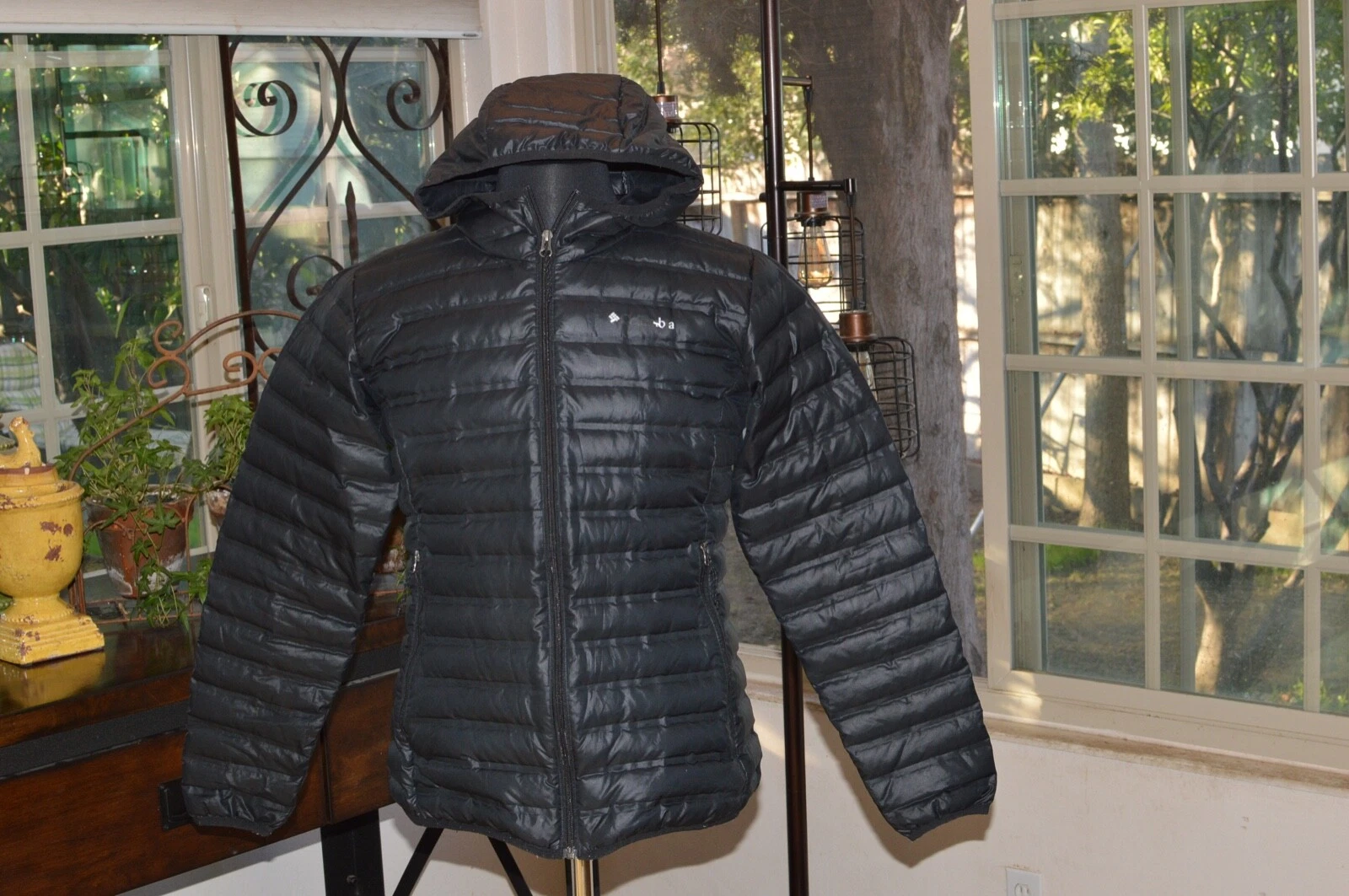 Columbia Jacket Large Outdoor Zip Up Lightweight Snow Hoodie