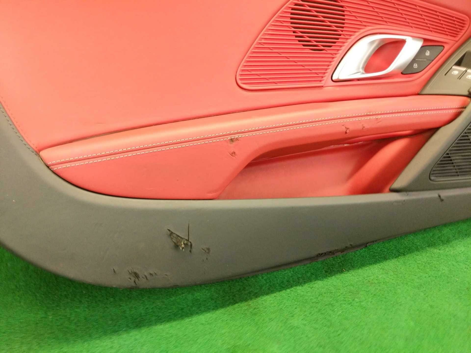2017-2020 Audi R8 Performance Spyder OEM LH Door Trim Panel Red Black FOR PARTS