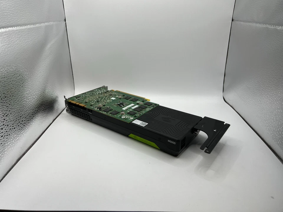 NVIDIA Quadro M5000 - Image 4 of 4