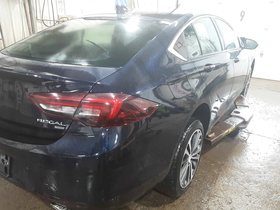 Used Differential Carrier Assembly fits: 2018 Buick Regal rear axle Grade A - Image 2 of 4