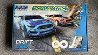 Scalextric Drift 360 Ford Mustang GT4 1:32 Race Set (C1421M) signed by Baggsy