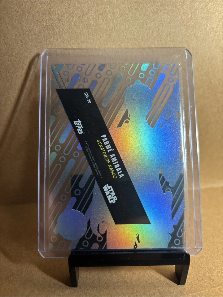 2016 Topps Star Wars High Tek Padme Amidala Pattern 1 Gold Rainbow /50 - Image 2 of 3