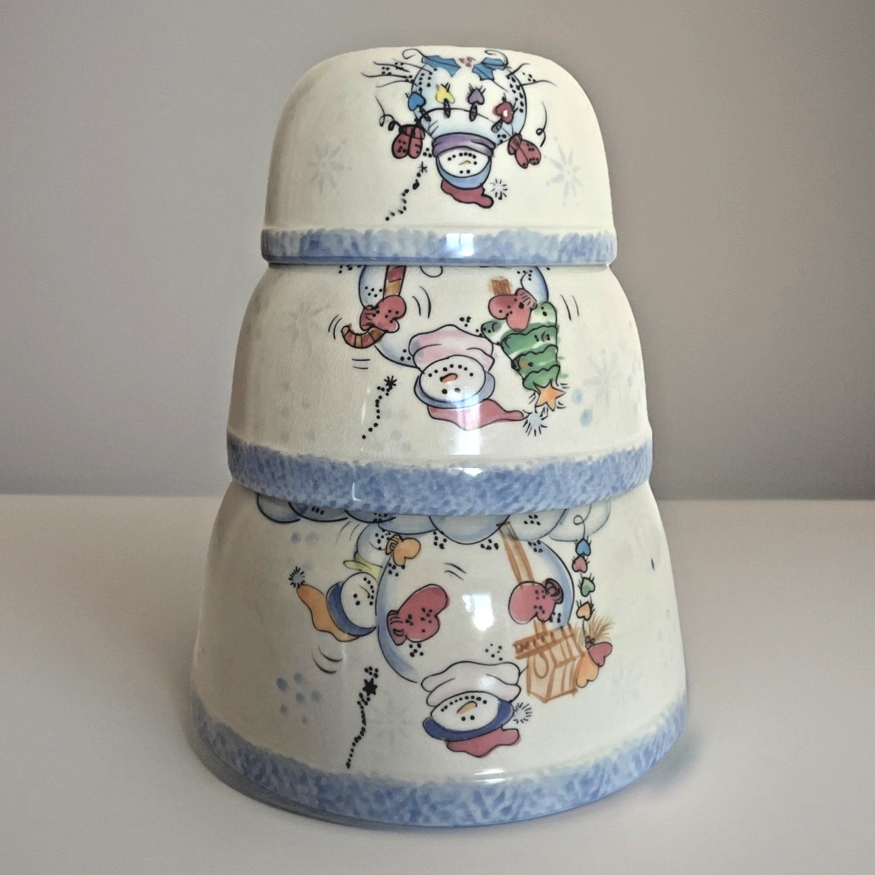 Vintage Nesting Mixing Bowls Snowman Holiday Winter Anthropomorphic Set of 3