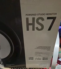 2 Yamaha HS7 6.5" Powered Studio Monitors - Black (Pair)