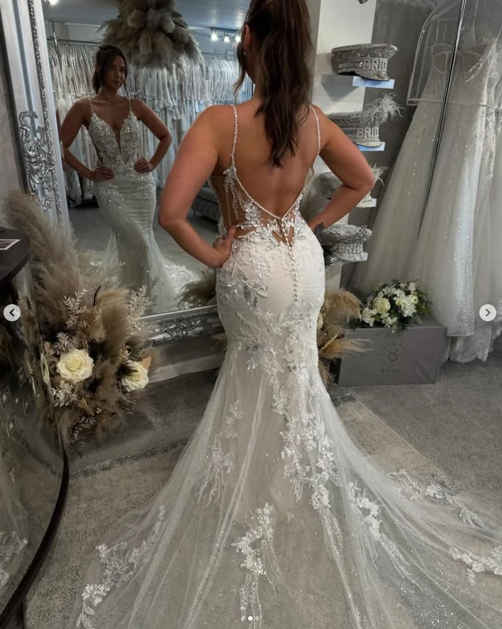 Beach Wedding Dresses Sexy Mermaid Spaghetti Straps Backless V Neck Bridal Gowns - Image 3 of 4