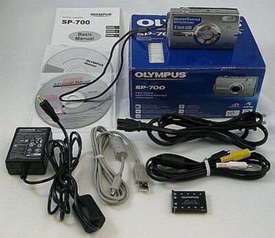 Olympus SP-700 6 Megapixel Digital Camera AS IS 50332154292