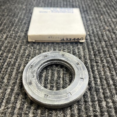    NOK 27113 Replaces National 473440 Oil Seal