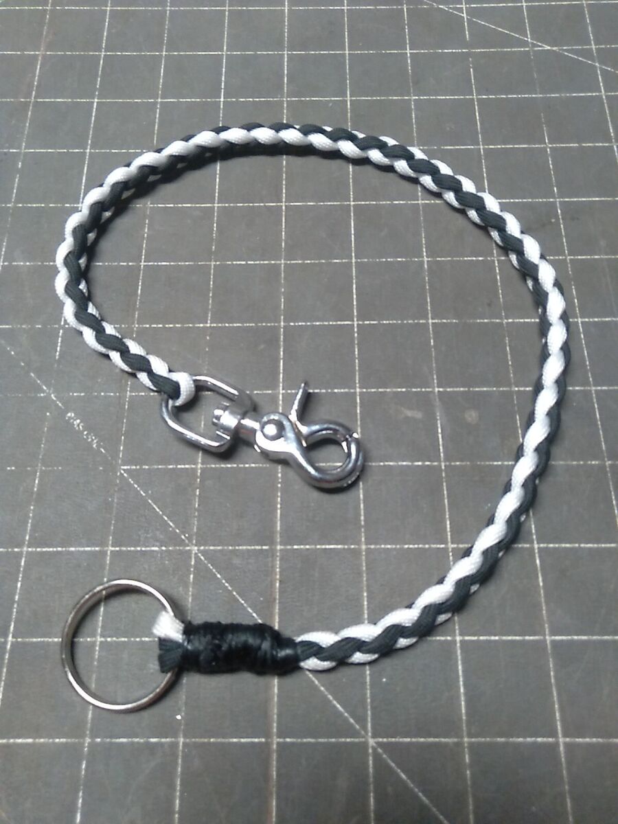 Wallet CHAIN PARACORD BLACK & WHITE LIGHT Strong Leash Biker Wallet CHAIN PARACORD BLACK & WHITE LIGHT Strong Leash Biker