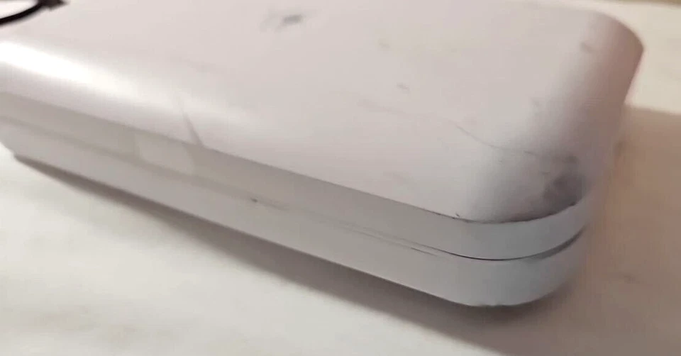 Cargador desinfectante universal para teléfono PhoneSoap 3 UV-C para teléfonos inteligentes Apple Samsung Foto 4 de 4