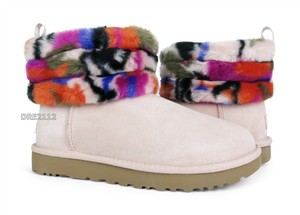 classic mini fluff quilted boots