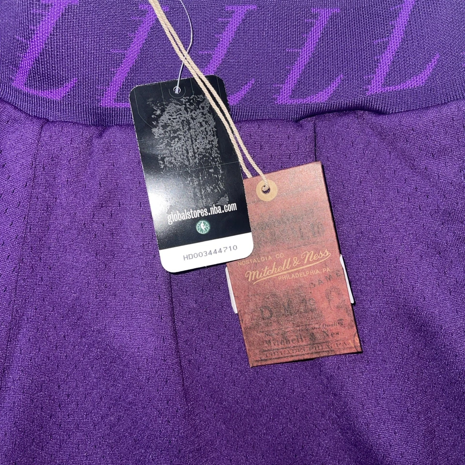 Pantalones Cortos Mitchell & Ness Púrpura LA Los Angeles Lakers My Towns Bodega Talla: L - Nuevos con Etiquetas Foto 4 de 4