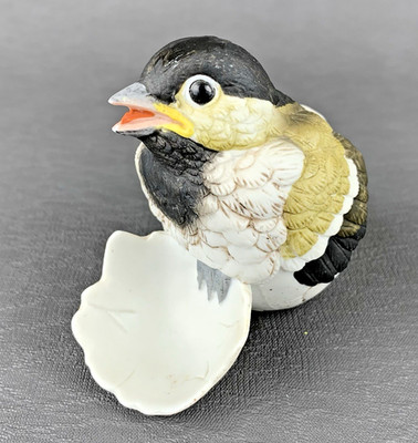 Vintage 1990 Andrea by Sadek Porcelain Hatching Chickadee #8618 Made in Japan