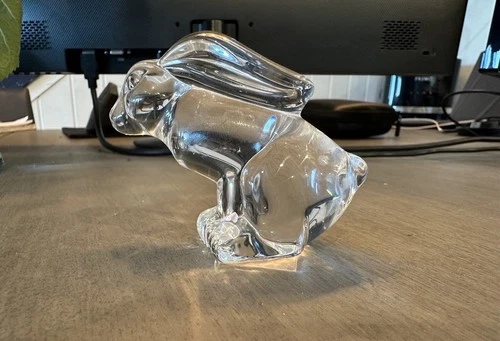 Steuben Sitting Rabbit