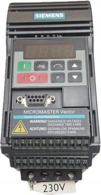 Siemens Micromaster Vector 6SE3212-1CA40 0.37 kW 230 V VFD Inverter Drive