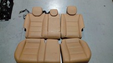 REAR SEATS / UPPER AND LOWER /