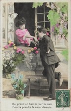 LOT 4 CARTES POSTALES FANTAISIE COUPLE ELEGANT FENETRE FLEURS RAISIN - 72457
