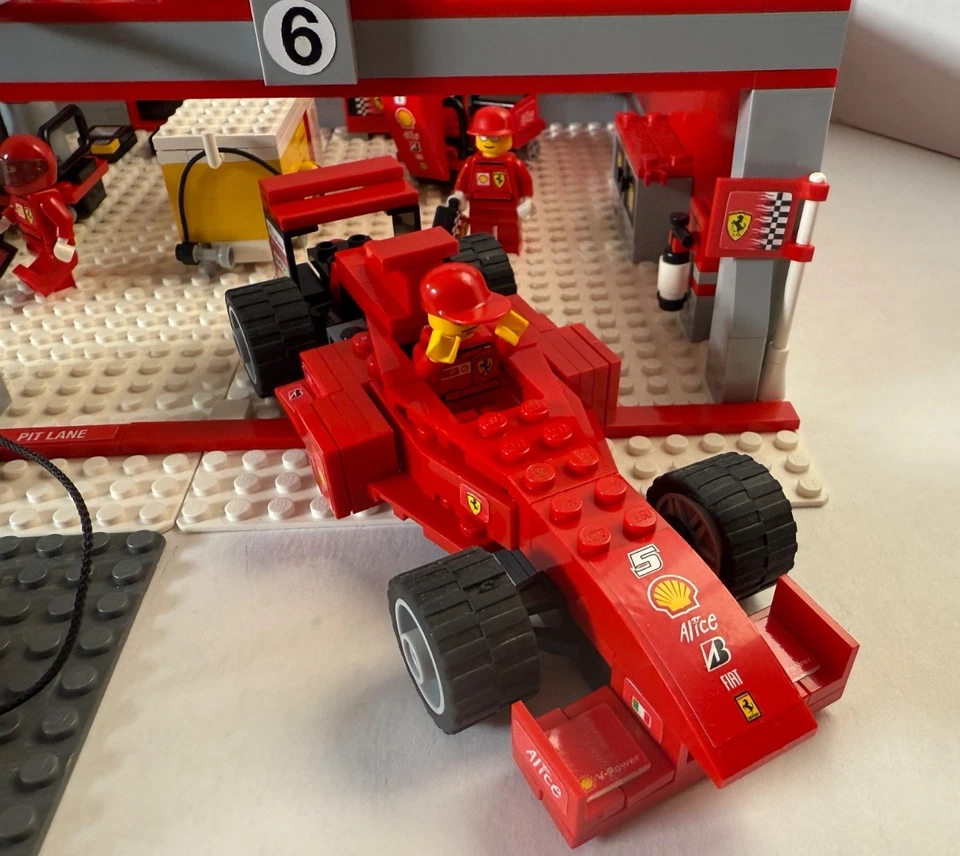 Vintage LEGO #8144 FERRARI Racers 248 F1  (Raikkonen Edition)~100% COMPLETE - Image 4 of 4